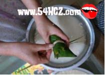 江米<a href=/zt/zongzi target=_blank><u>粽子的做法</u></a>7