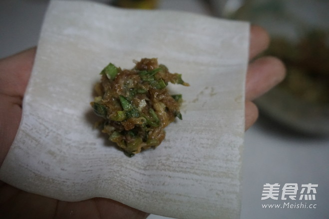 美翻天的小馄饨包法的做法