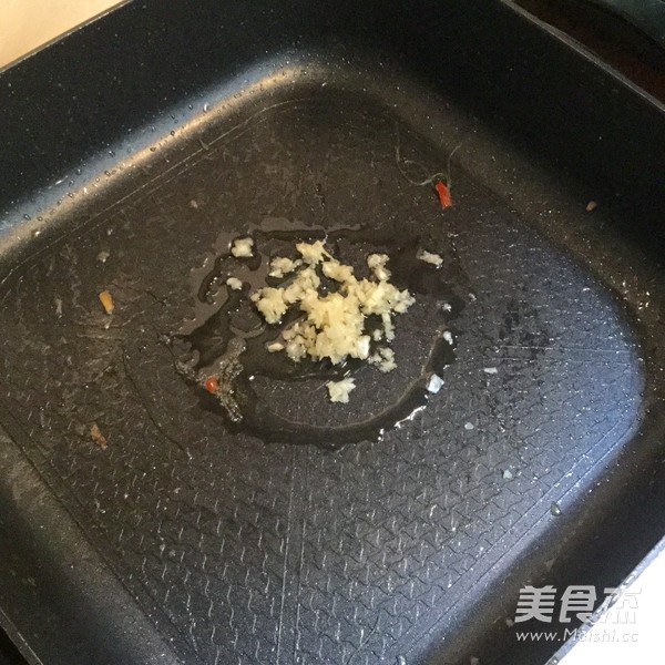 炒小棠菜的做法