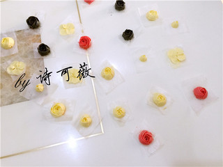 裱<a href=/shicai/guopin/HuaSheng/index.html target=_blank><u>花生</u></a>日蛋糕