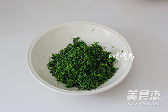 <a href=/shicai/shucai/JiCai/index.html target=_blank><u>荠菜</u></a>鲜肉馄饨的做法