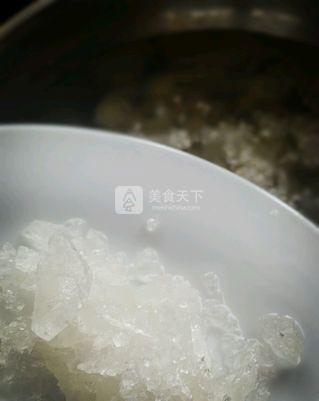 冰糖雪<a href=/shicai/guopin/Li/index.html target=_blank><u>梨</u></a>